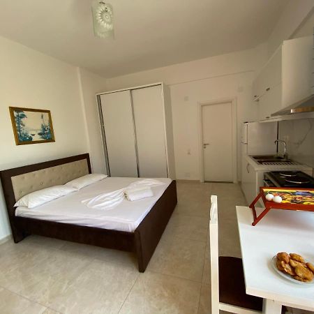 Am Apartment Sarandë Exterior foto
